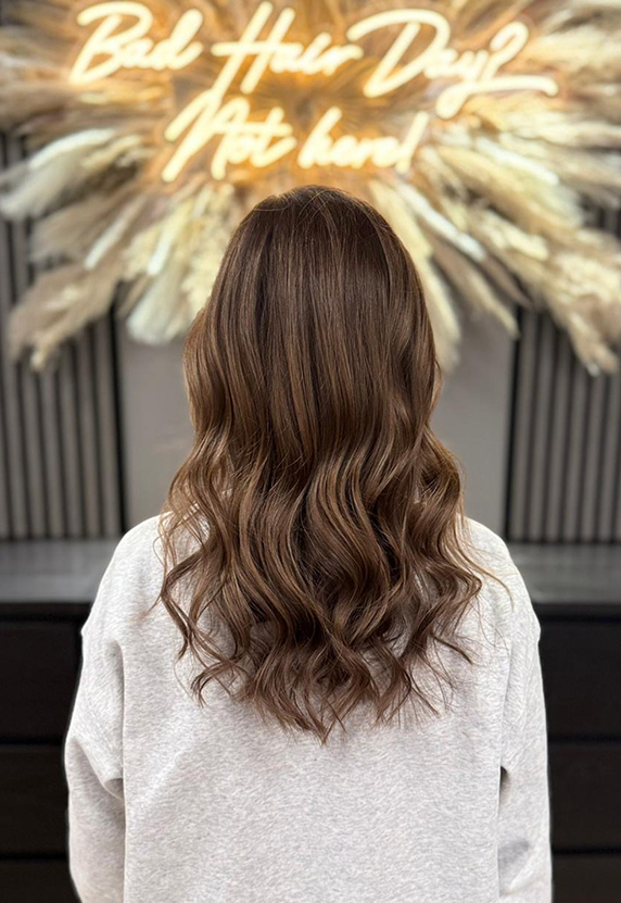 hmr_followus_2_572x831